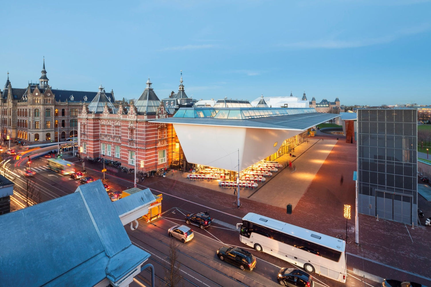 Stedelijk Museum Amsterdam - Holland Heritage