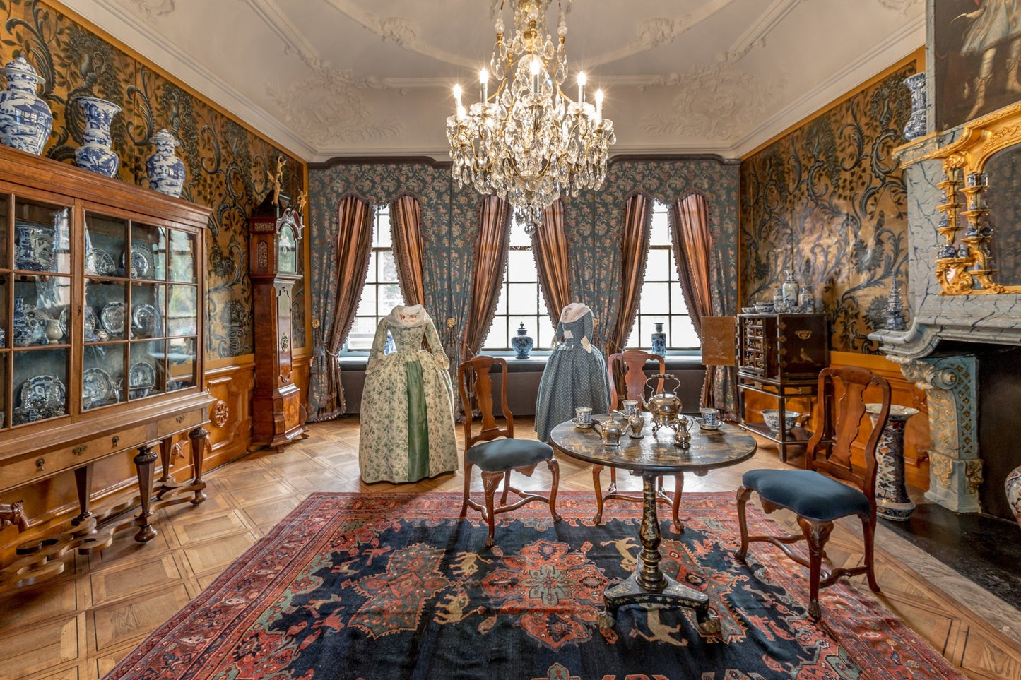 Keramiekmuseum Princessehof internal of classica room